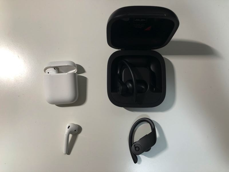 Powerbeats Pro vs AirPods