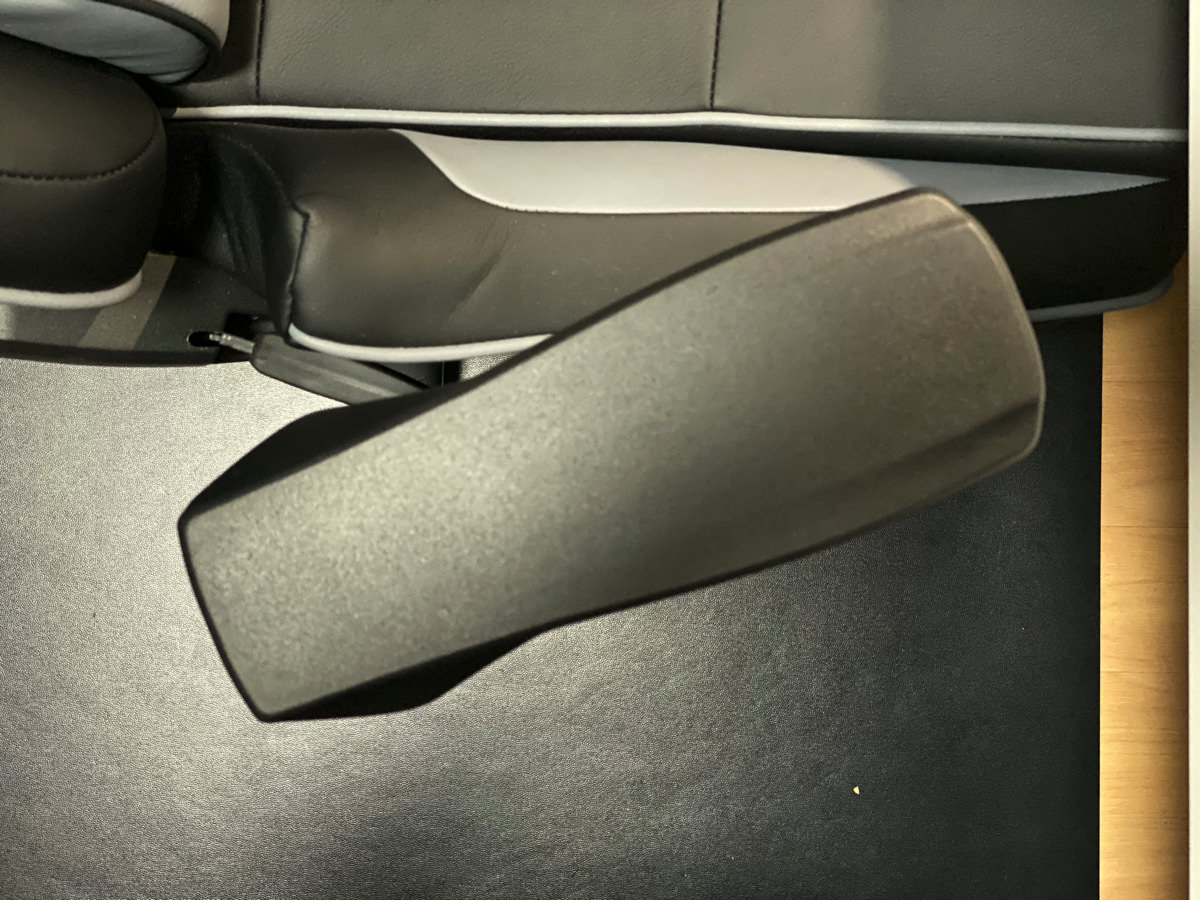 AKRacing Pro-X アームマウント 回転 前